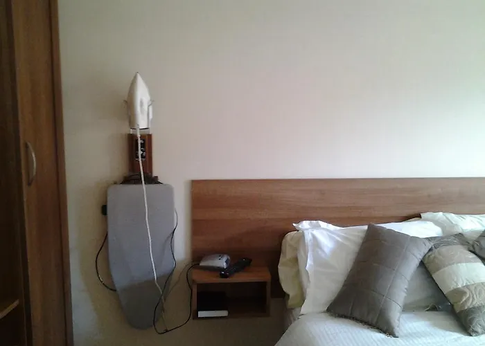 Gardenfield House H91vh02 Bed & Breakfast 3*